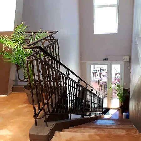 Restaurant L'escale Отель Ле-Гро-д'Агд