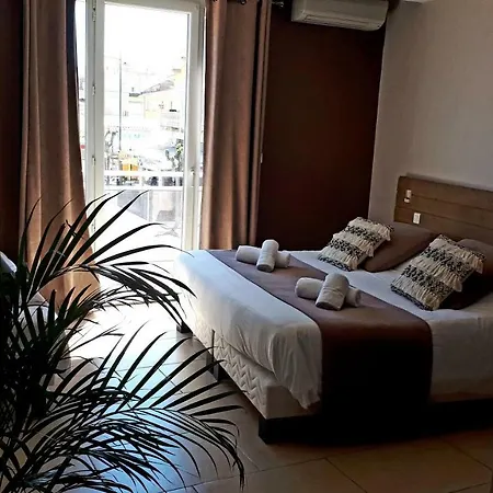 Restaurant L'escale 호텔